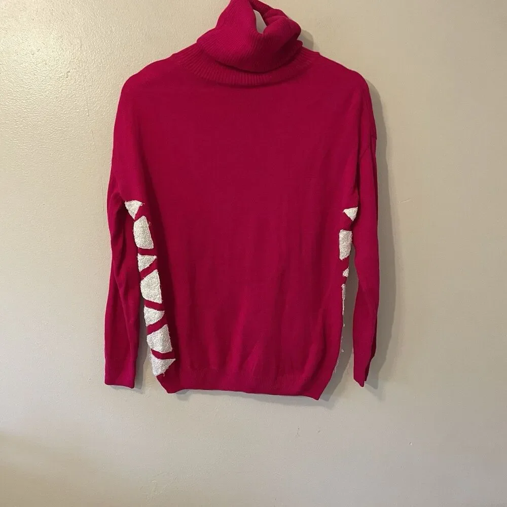 Mochi The Art Of Embroidery Side Detail Turtleneck Ribbed Sz S